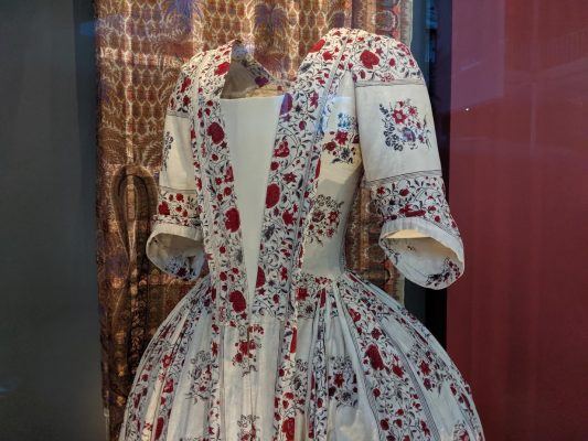 chintz wild and majestic